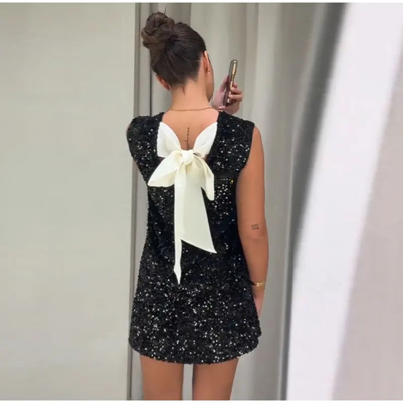 Sexy Sequins Short Black Party Dresses for Women Halter V Neck Backless Sparkly Ruffles Woman Mini Dress 2025 New Club Gowns